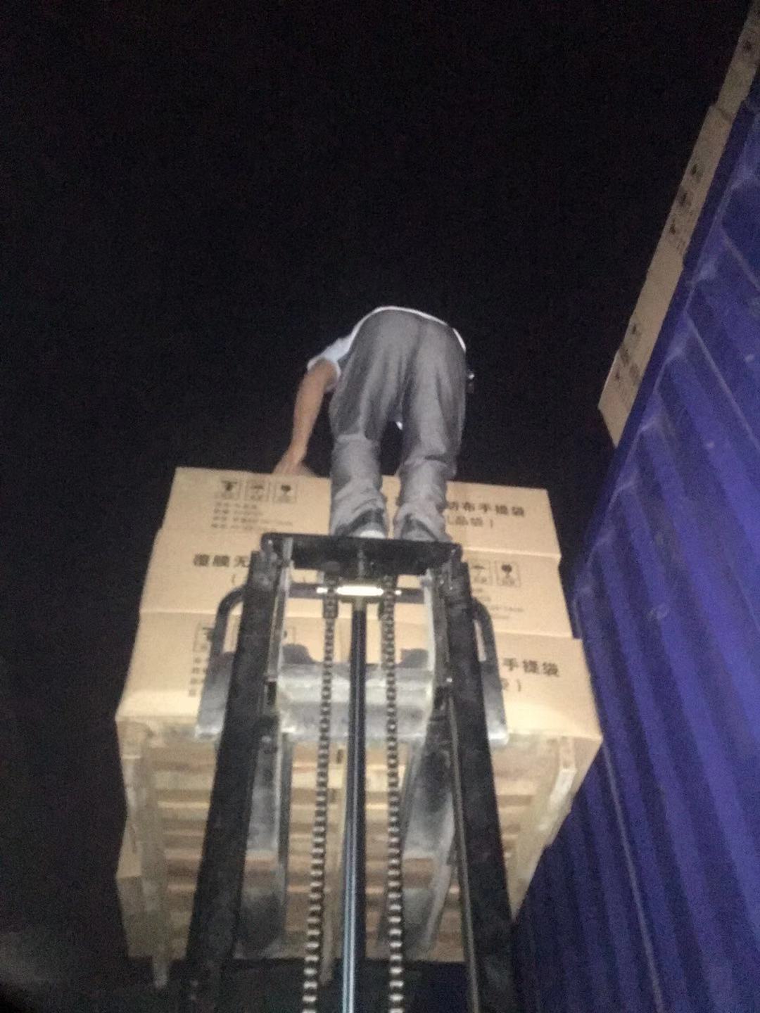 天地壹號覆膜無紡布袋出貨 天地壹號覆膜無紡布袋出貨